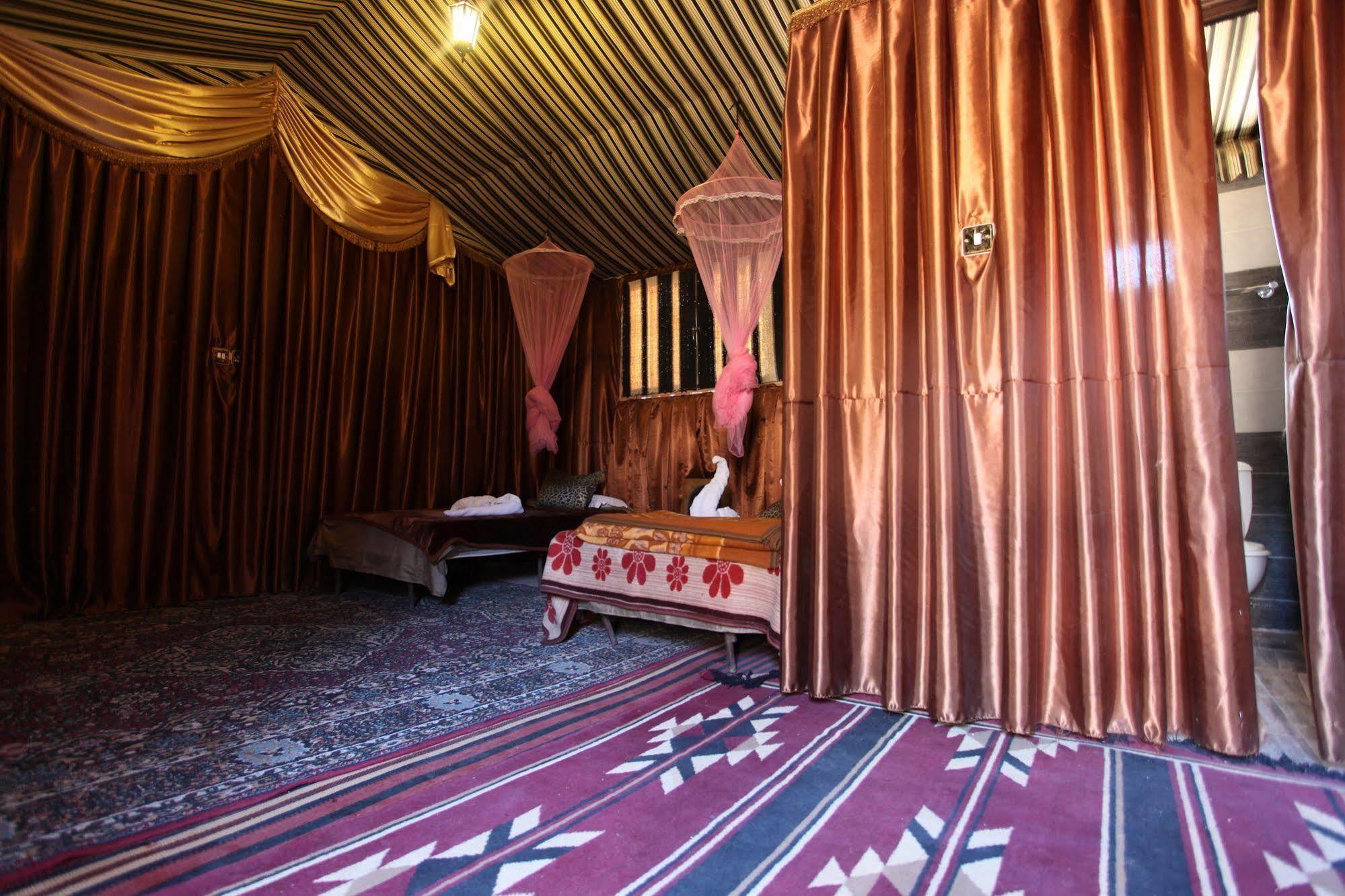 Captain'S Desert Camp Wadi Rum Exterior photo